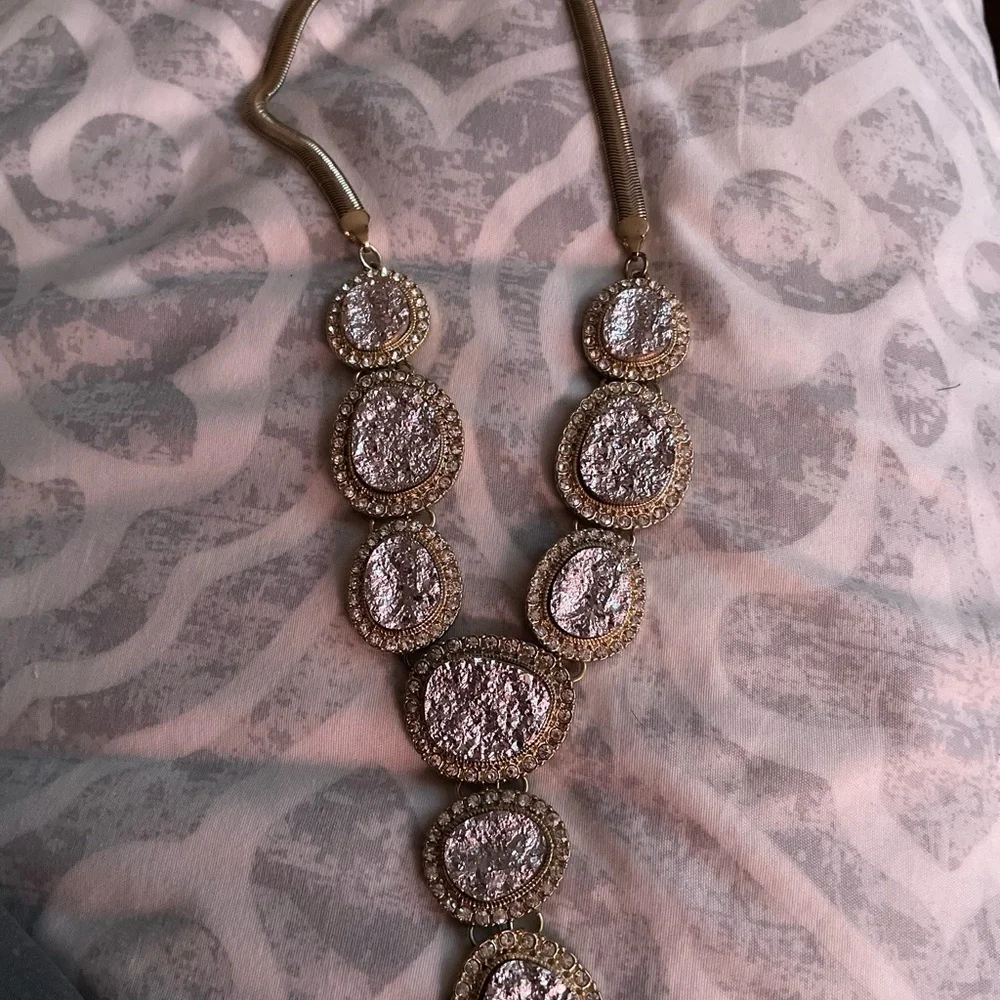 Necklace - Picture 2 of 7